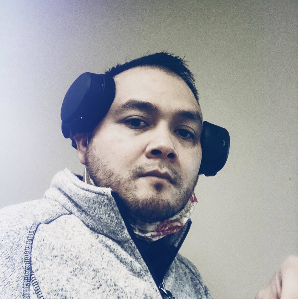 Meet your Posher, Carlos